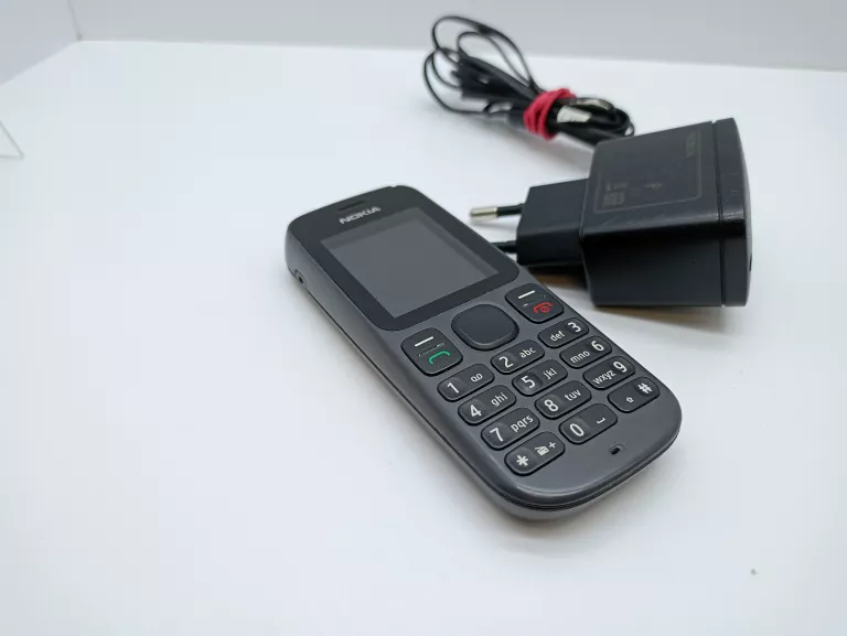 TELEFON NOKIA 100 + ŁADOWARKA