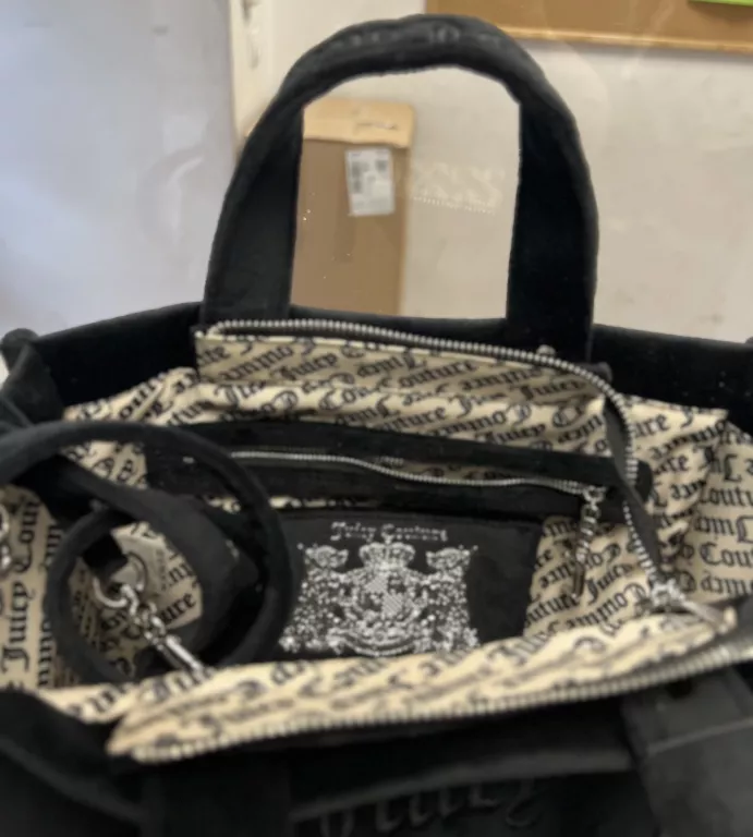 TOREBKA JUICY COUTURE ZAMSZ CZARNA BIJXT 8701WPO