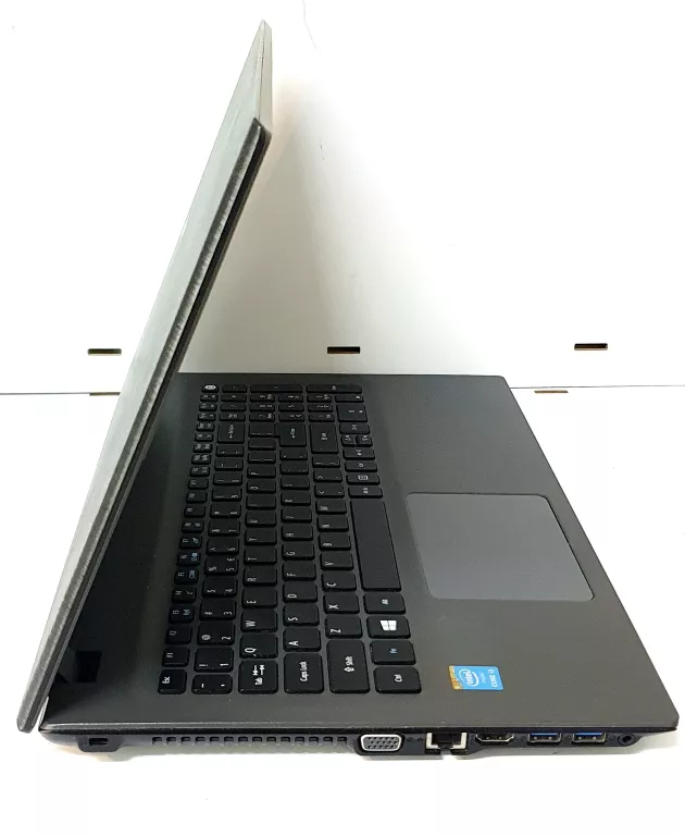 LAPTOP ACER ASPIRE E5-573 N15Q1 I3-5005U GF920M 8/250GB SSD