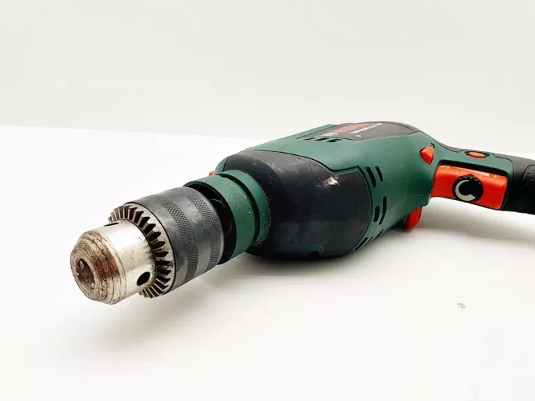 WIERTARKA BOSCH UNIVERSALIMPACT 650 701W