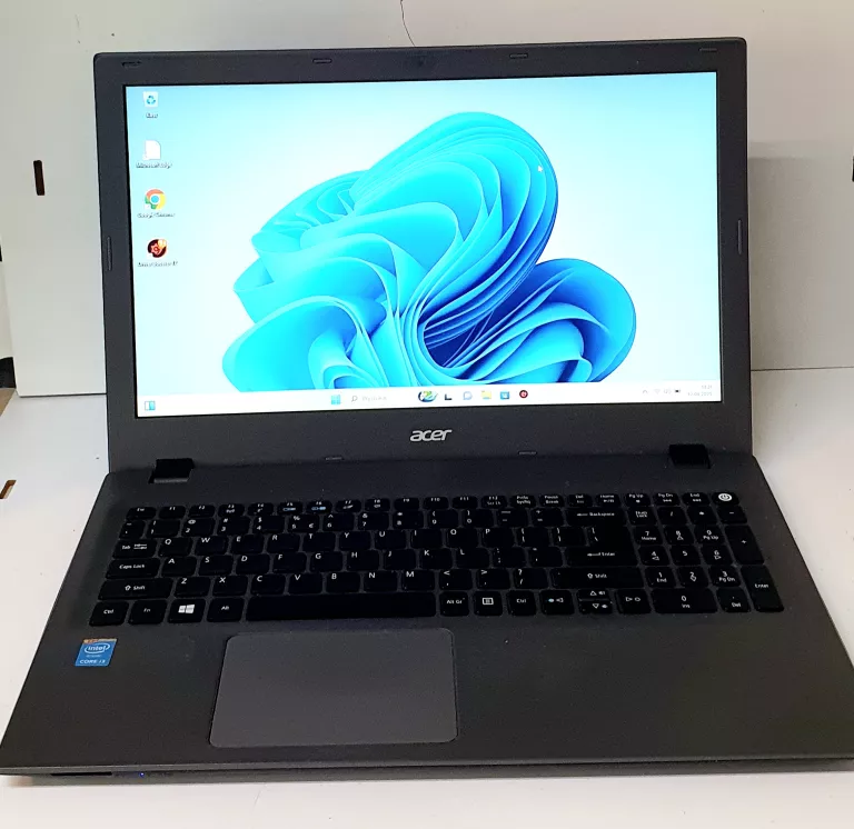 LAPTOP ACER ASPIRE E5-573 N15Q1 I3-5005U GF920M 8/250GB SSD