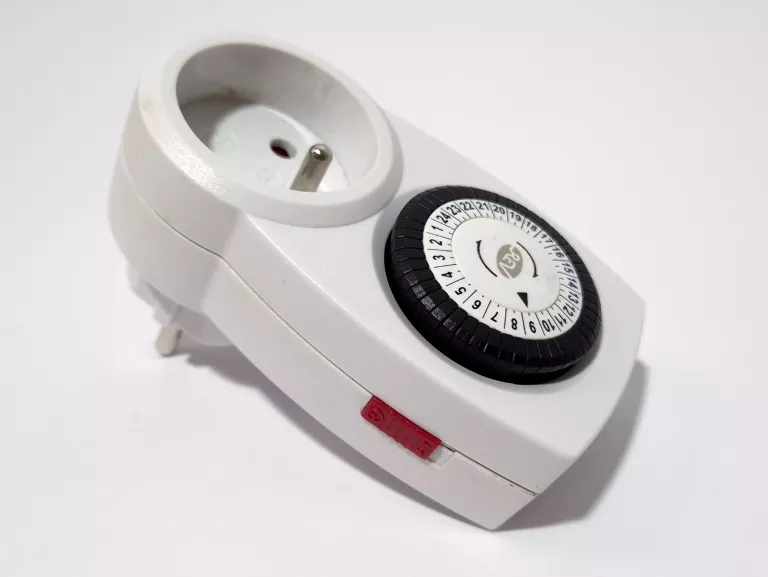 programator-czasowy-rev-emt2000-f-0025200103-ean-gtin-4006341669872