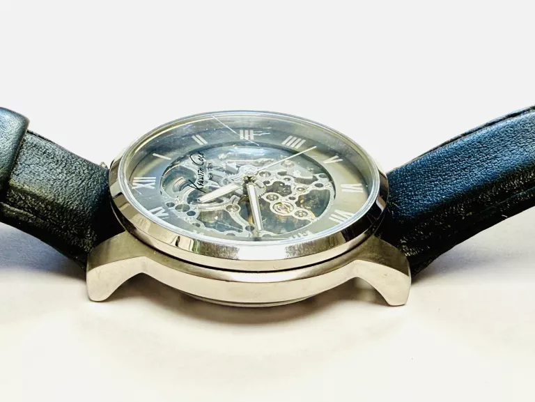 KENNETH COLE KC1514 B/N