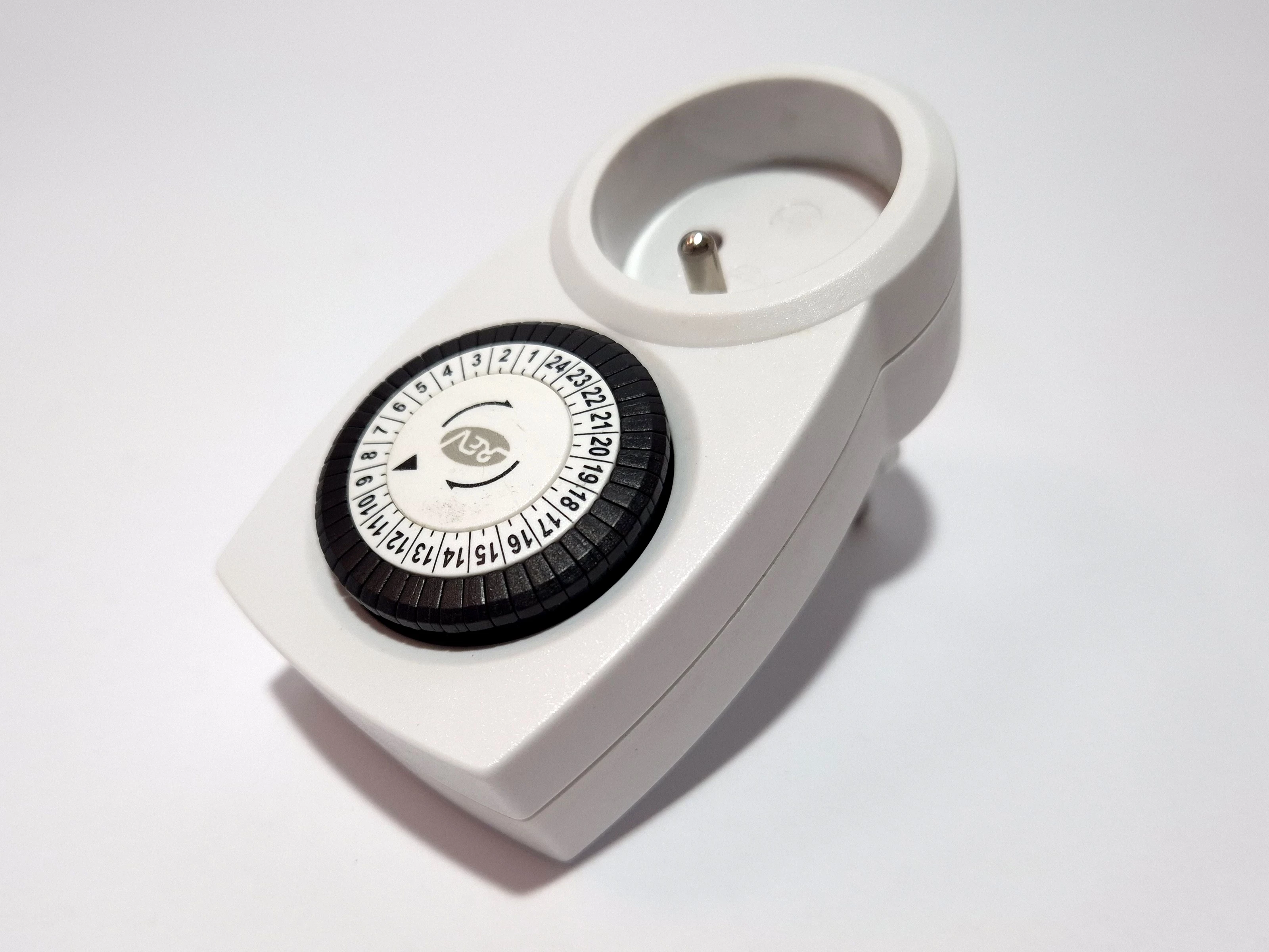 programator-czasowy-rev-emt2000-f-0025200103-stan-11323-2