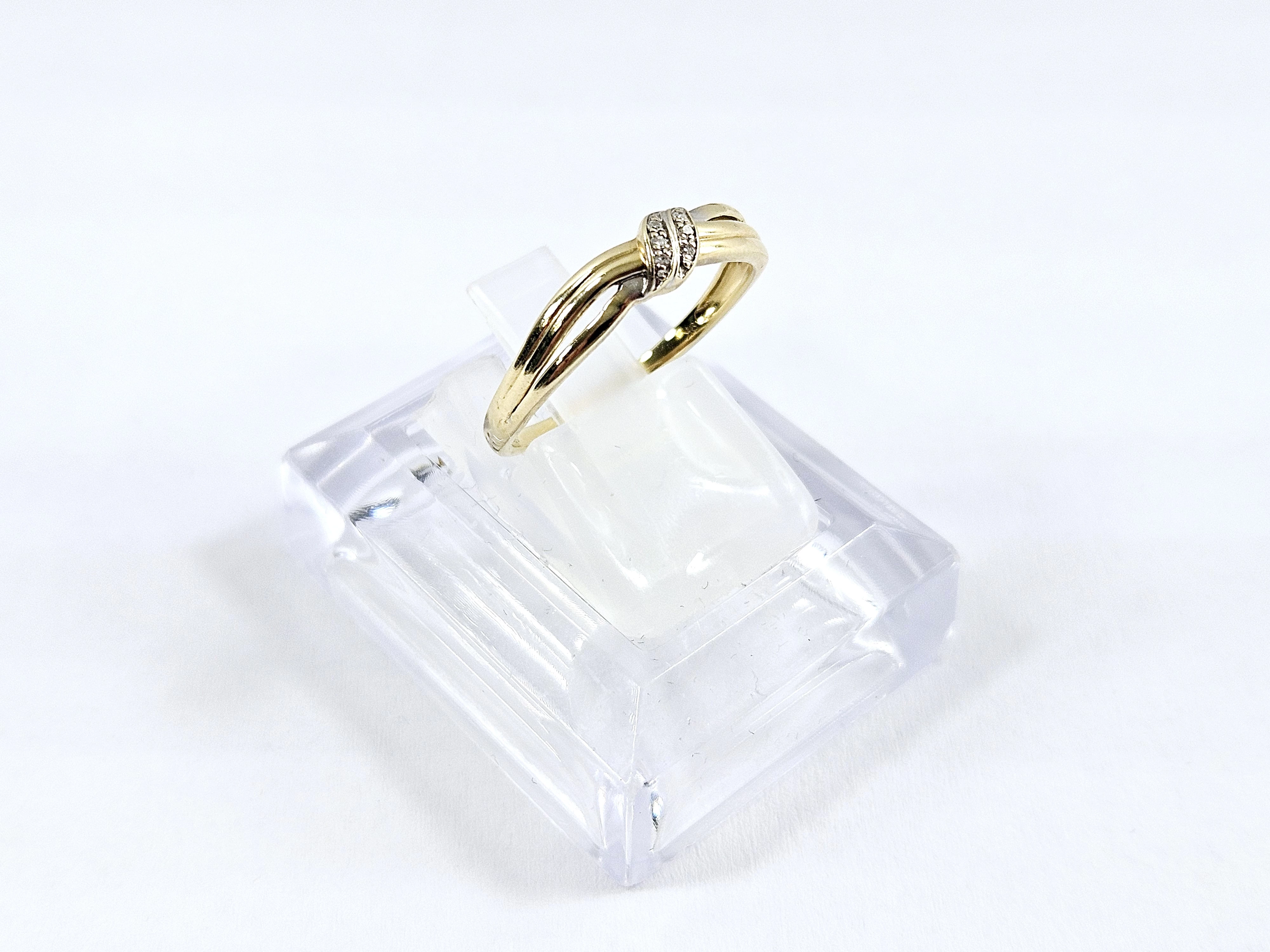 zloty-pierscionek-z-diamentami-002ct-375-140g-r17-rogera-slawskiego-19-wiechowicza-poznan-x