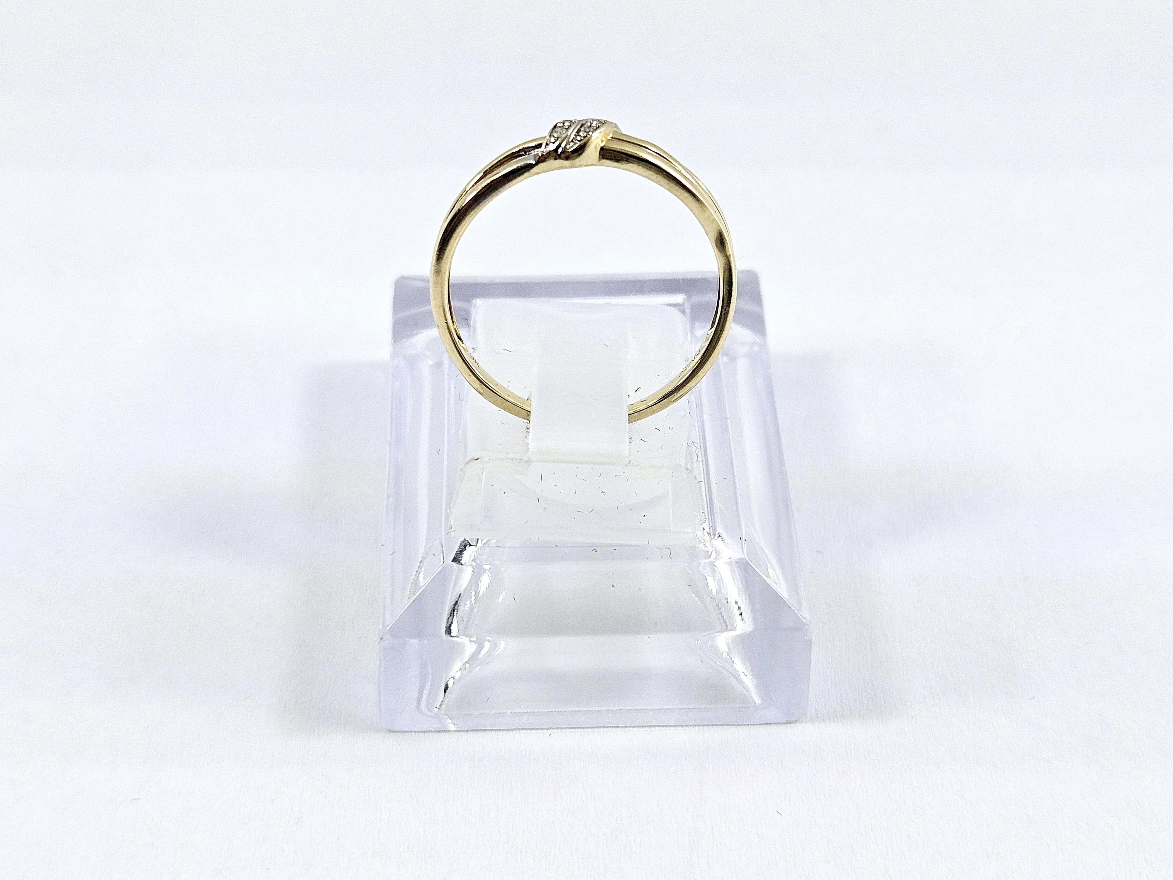 zloty-pierscionek-z-diamentami-002ct-375-140g-r17-kolor-dominujacy-205826-225106