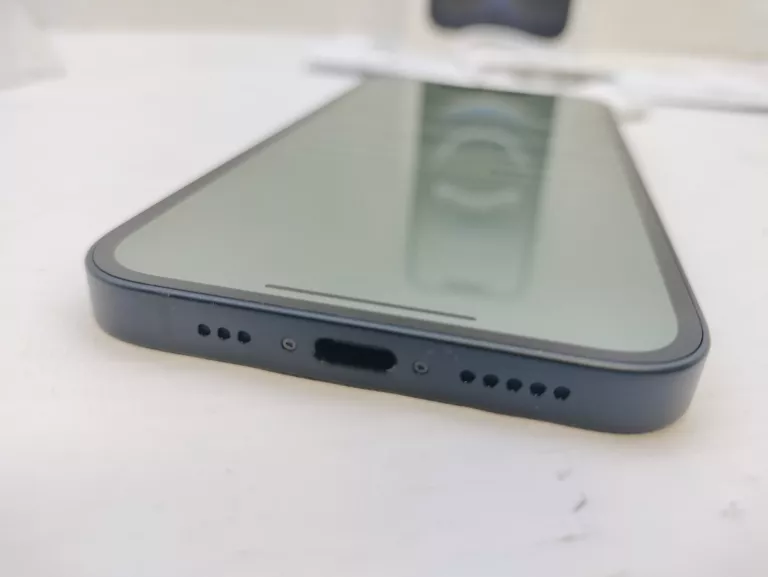 TELEFON IPHONE 16E 256GB CZARNY KOMPLET OPIS (ABONAMENT ORANGE)