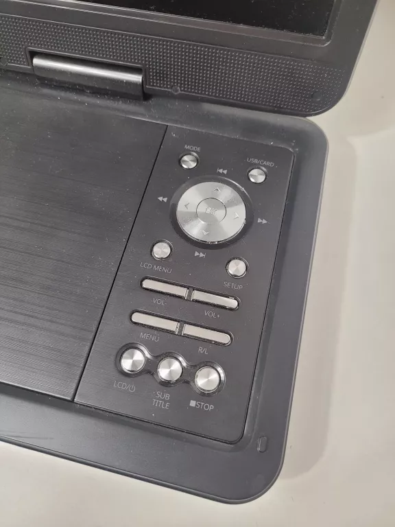 DVD PRZENOŚNE 10,1 LCD YOTON YD105 USB SD OBROTOWY EKRAN