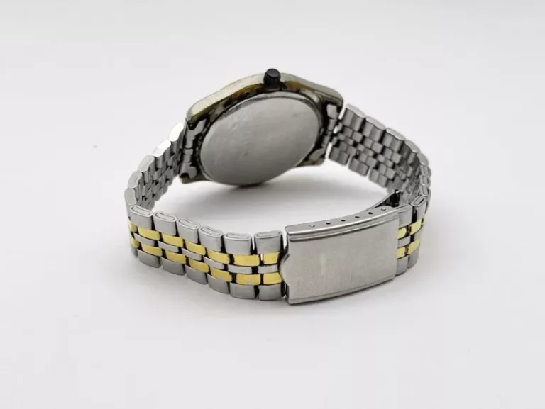 ZEGAREK PULSAR VX33-X061