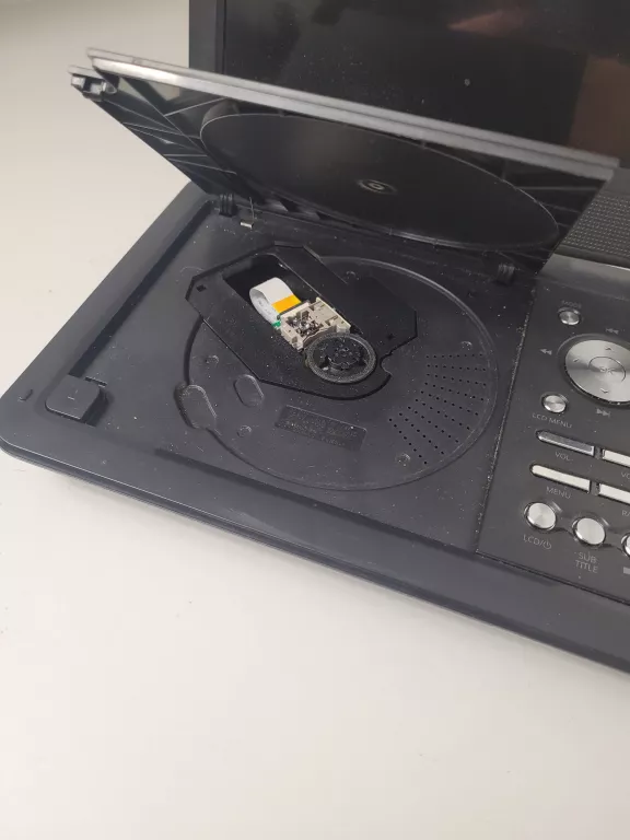 DVD PRZENOŚNE 10,1 LCD YOTON YD105 USB SD OBROTOWY EKRAN