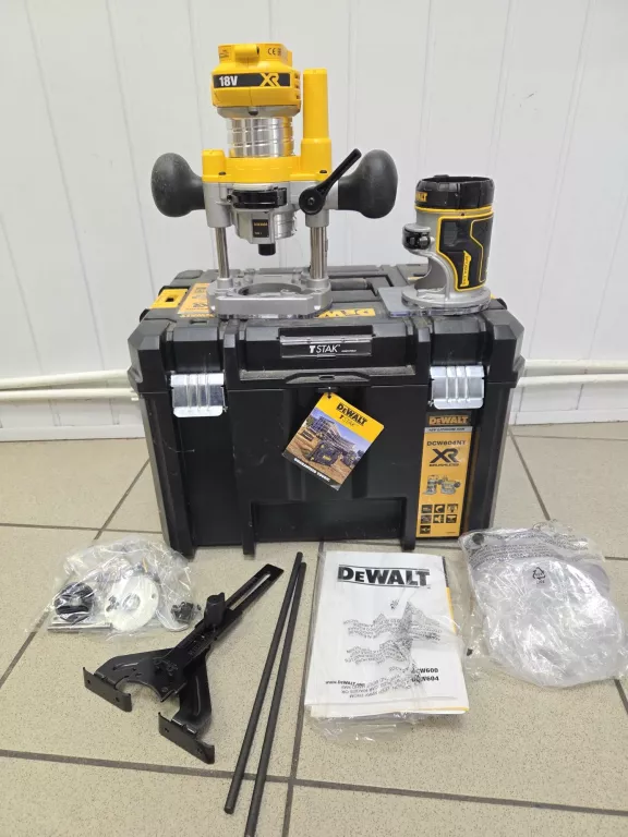 FREZARKA DEWALT DCW600