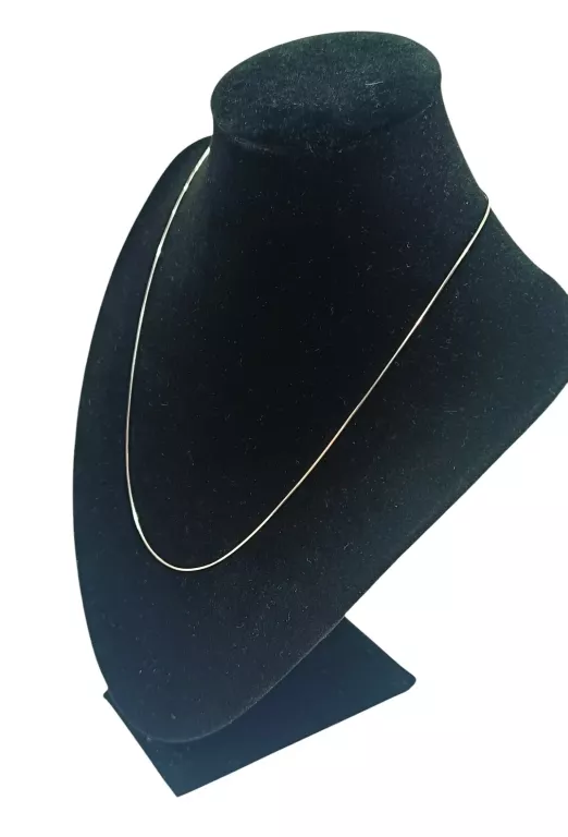DELIKATNY SREBRNY ŁAŃCUSZEK ŻYŁKA 1,75G 925
