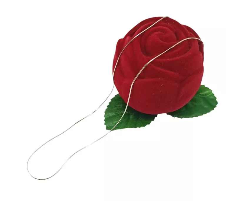 DELIKATNY SREBRNY ŁAŃCUSZEK ŻYŁKA 1,75G 925