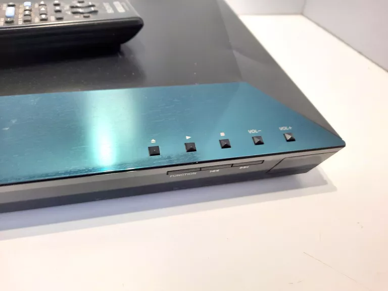 KINO DOMOWE SONY BDV-E4100