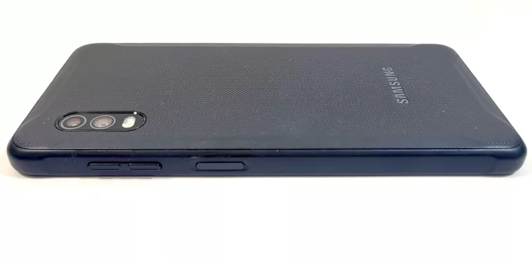 telefon-samsung-galaxy-xcover-pro-przekatna-ekranu-63