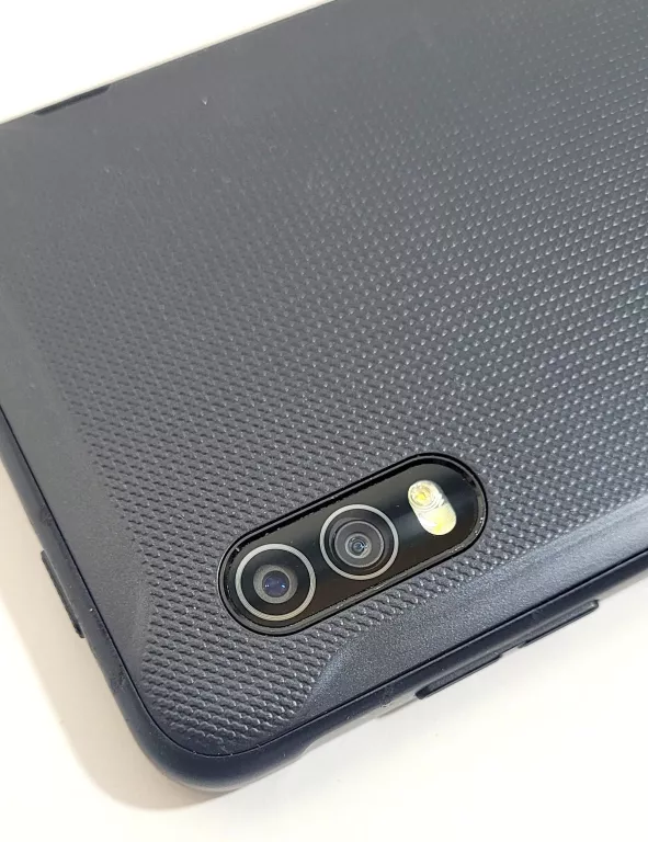 telefon-samsung-galaxy-xcover-pro-wbudowana-pamiec-202869-214193