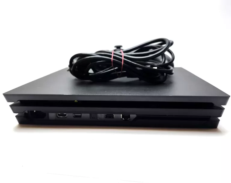 KONSOLA PS4 PRO PAD GRA W ŚRODKU OKABLOWANIE