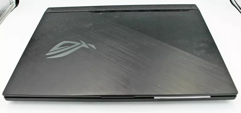 LAPTOP ASUS ROG STRIX I7-10870H/16GB RAM/512GB SSD/ RTX 2060