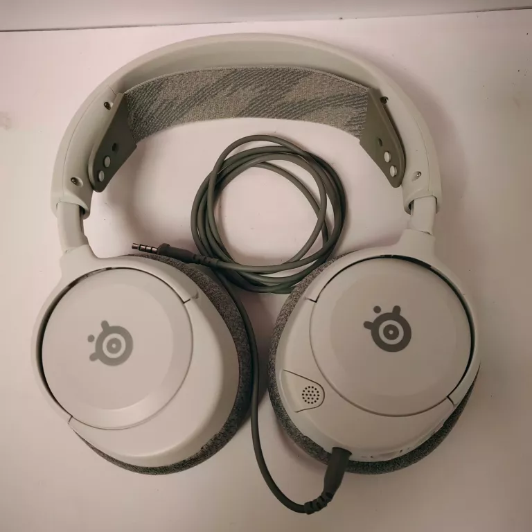 sluchawki-steelseries-arctis-nova-1p-playstation-biale-stan-11323-2