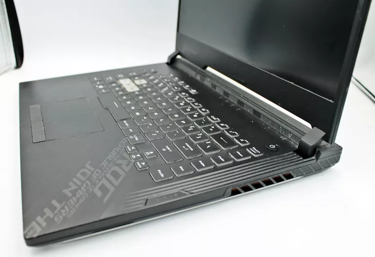 LAPTOP ASUS ROG STRIX I7-10870H/16GB RAM/512GB SSD/ RTX 2060