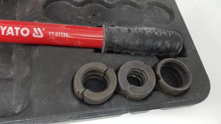 PRASKA ZACISKARKA DO RUR PEX AL PERT 8 MATRYC U TH YATO 16-32 MM YT-21735