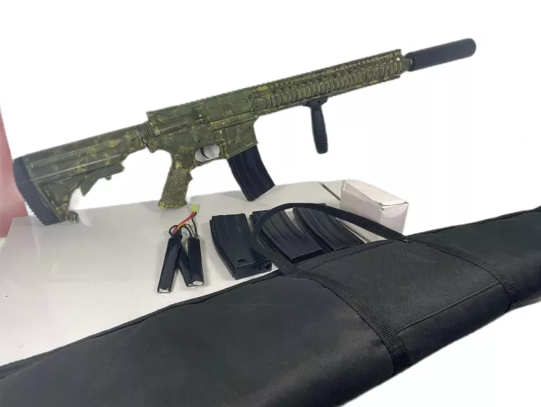 KARABIN ASG M4 P&J TORBA CZTERY MAGAZYNKI