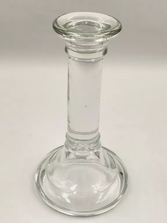 SZKLANY ŚWIECZNIK WYS 18 CM GRUBE SZKŁO PRL