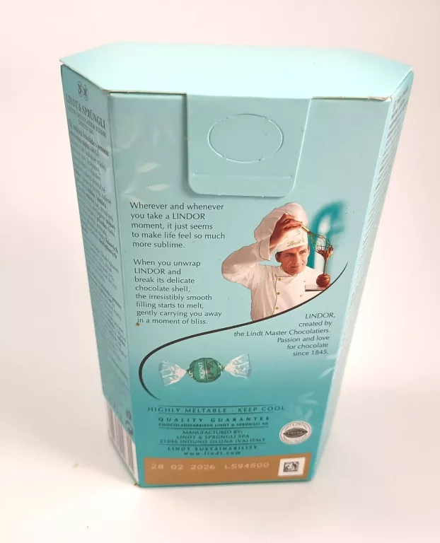 PRALINY LINDT KOKOSOWE 200G