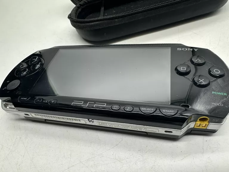 KONSOLA PSP 1004 + ETUI + LAD