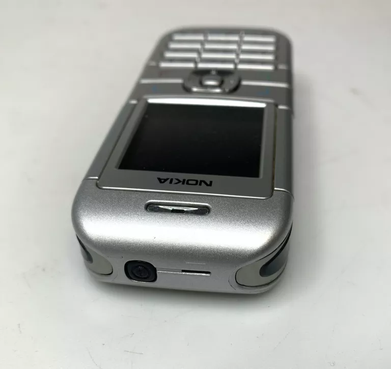 TELEFON NOKIA 6030
