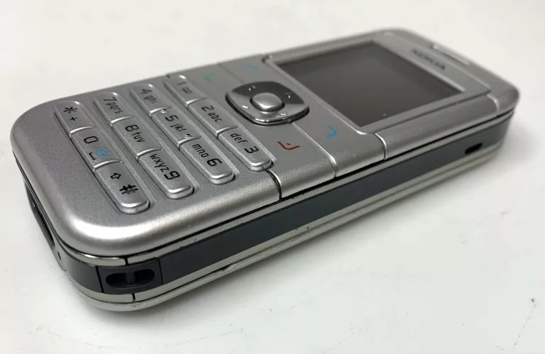 TELEFON NOKIA 6030