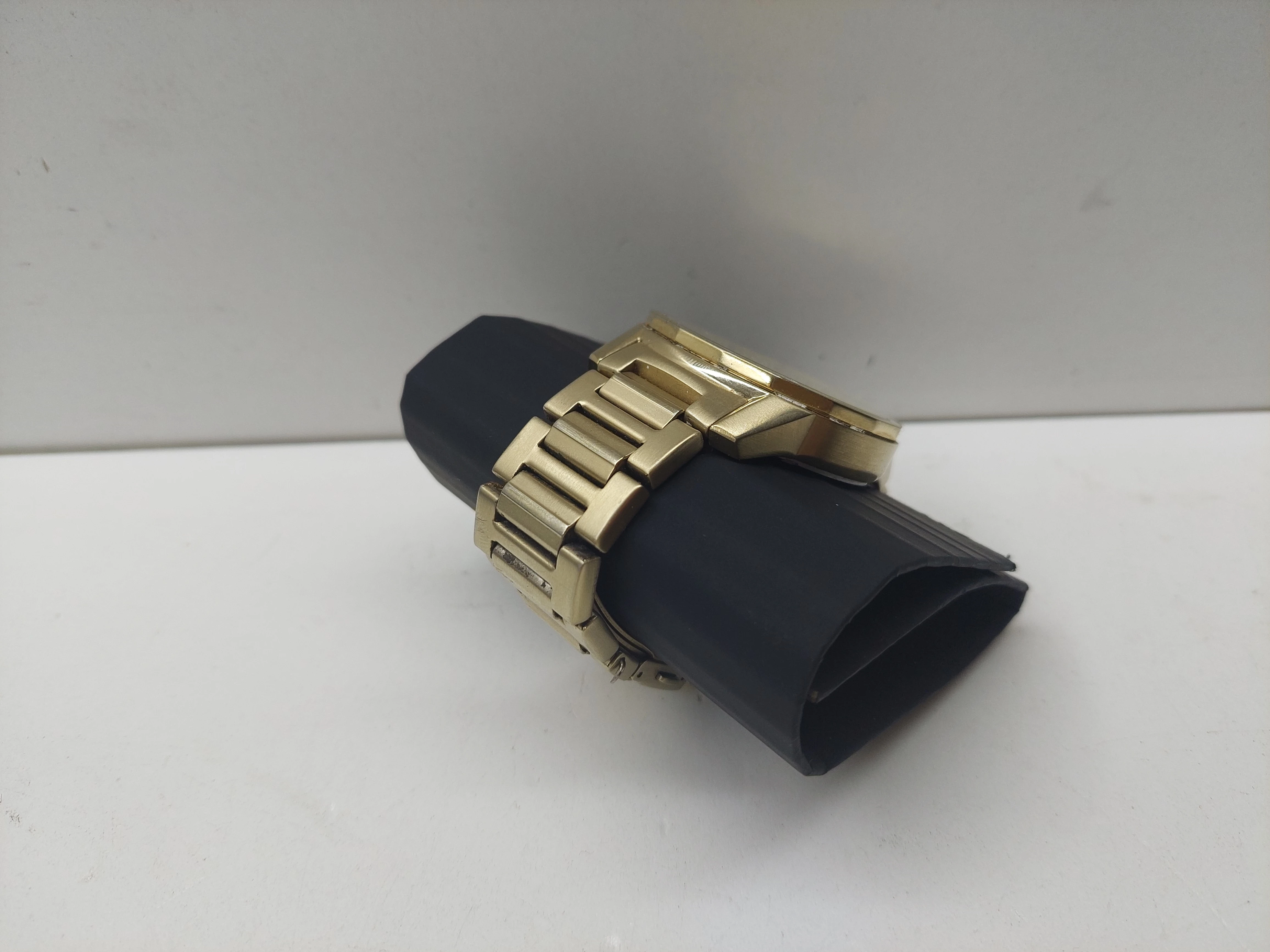 zegarek-armani-exchange-ax-1734-mechanizm-18738-1