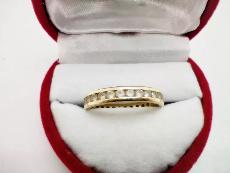 ZŁOTY PIERŚCIONEK Z CYRKONIAMI 585/2,44G/R.15