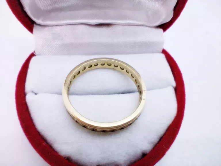 ZŁOTY PIERŚCIONEK Z CYRKONIAMI 585/2,44G/R.15