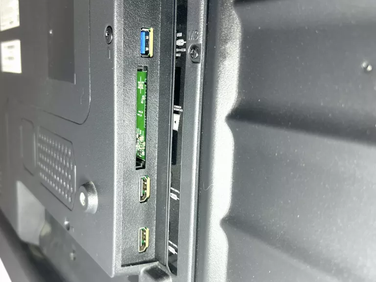 telewizor-thomson-40-led-40fb3103-typ-telewizora-211486-250142