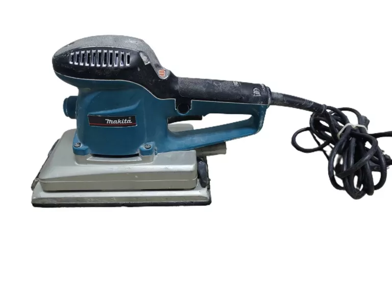 SZLIFIERKA OSCYLACYJNA MAKITA BO4900V