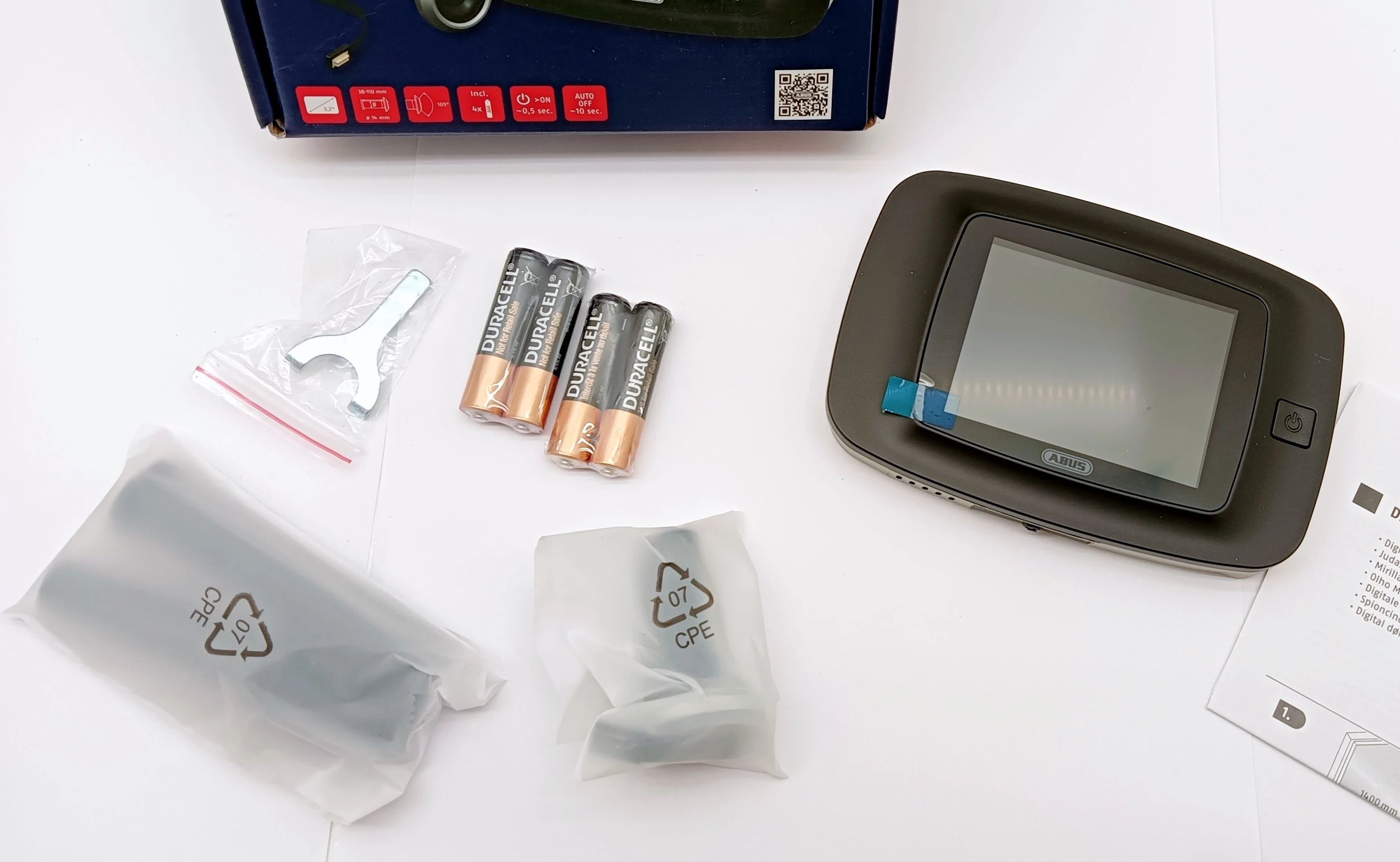 cyfrowy-wizjer-do-drzwi-abus-dts3214-32-cala-ean-gtin-4003318203299