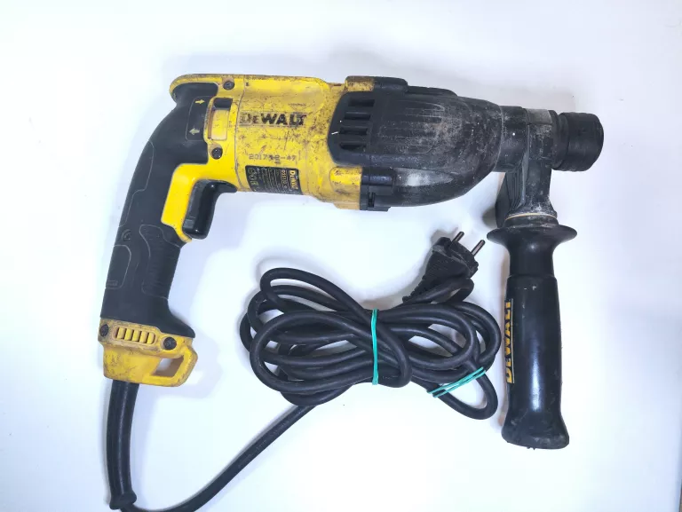 MŁOTOWIERTARKA DEWALT D25133-QS / SAMA