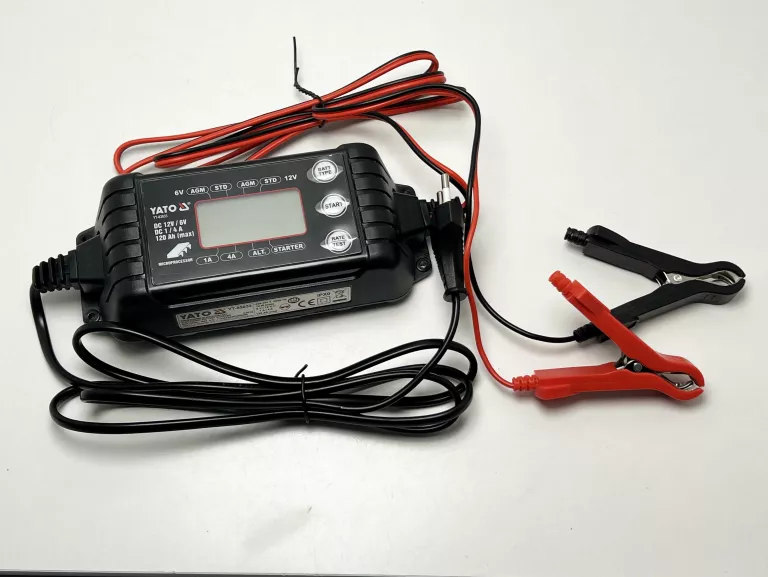 PROSTOWNIK ELEKTRONICZNY YATO YT-83033 6-12V 1/4A