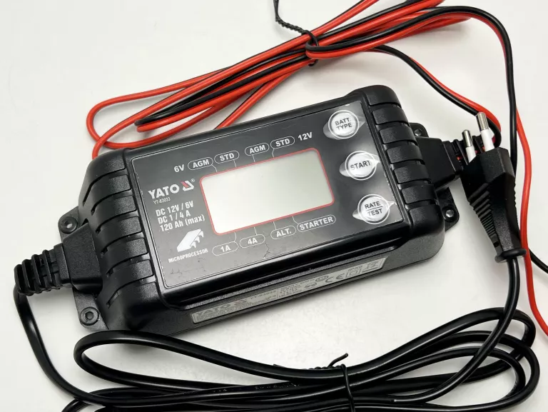 PROSTOWNIK ELEKTRONICZNY YATO YT-83033 6-12V 1/4A