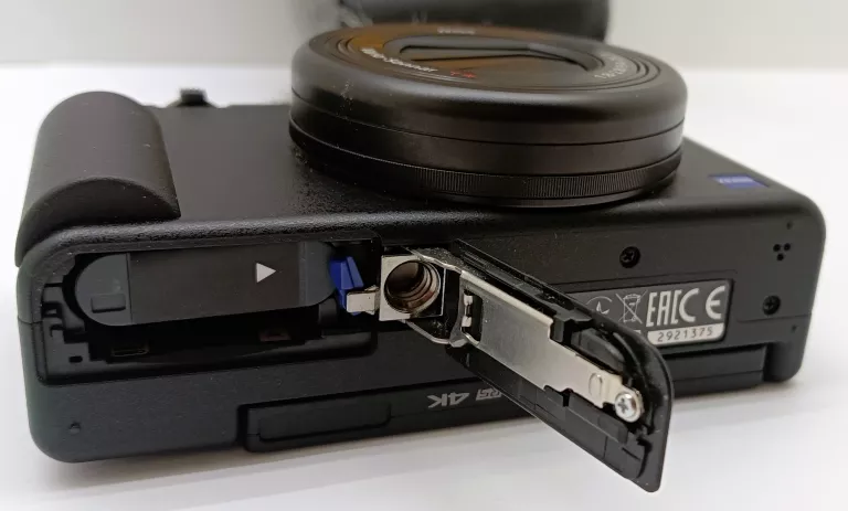 APARAT SONY ZV-1 3 BATERIE, ŁADOWARKA, ETUI