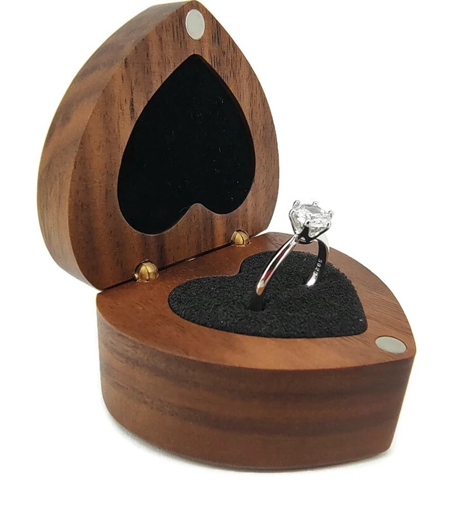 srebrny-pierscionek-z-cyrkonia-p925-r14-jana-pawla-ii-1-konstantynow-mk