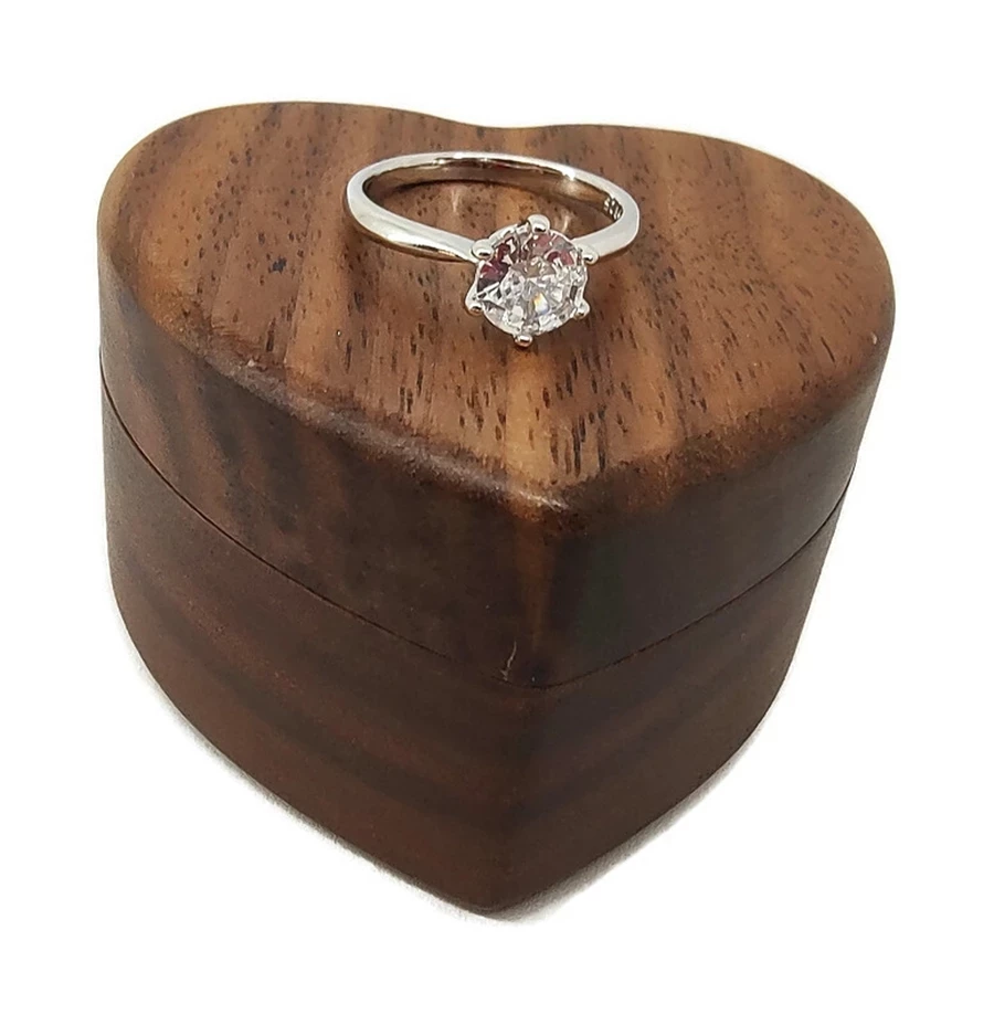 srebrny-pierscionek-z-cyrkonia-p925-r14-material-15835-4