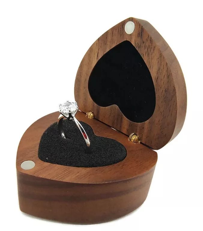 srebrny-pierscionek-z-cyrkonia-p925-r14-rodzaj-2205-2