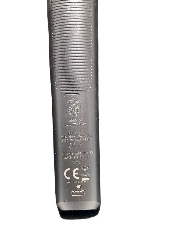 GOLARKA PHILIPS ONEBLADE QP6510 ZESTAW ŁADOWARKA ETUI