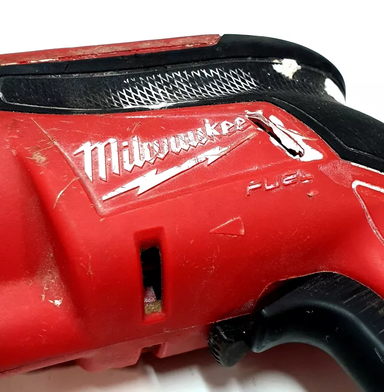 WKRĘTARKA DO SUCHEJ ZABUDOWY MILWAUKEE M18 FSG Z MAGAZYNKIEM