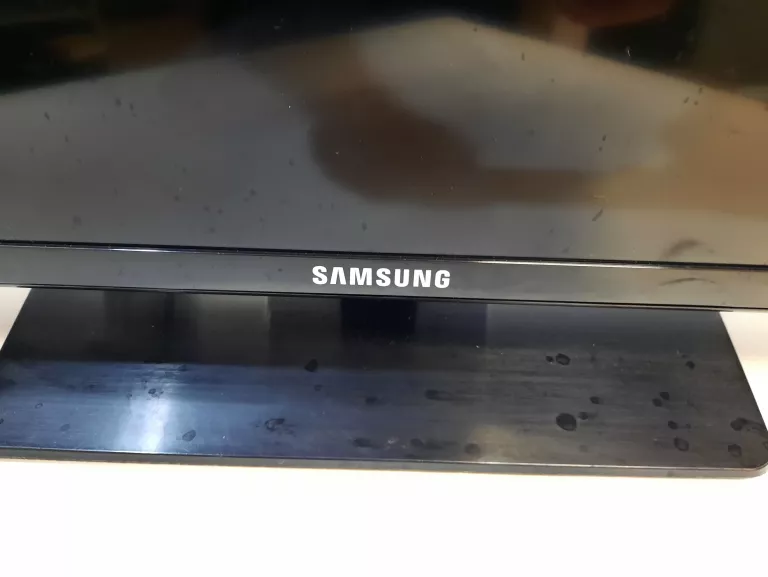 TELEWIZOR SAMSUNG UE26EH4000