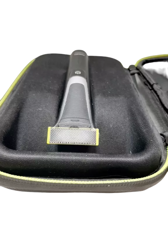 GOLARKA PHILIPS ONEBLADE QP6510 ZESTAW ŁADOWARKA ETUI