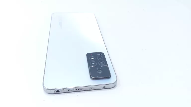 telefon-xiaomi-redmi-note-11-pro-5g-konto-xiaomi-przekatna-ekranu-667