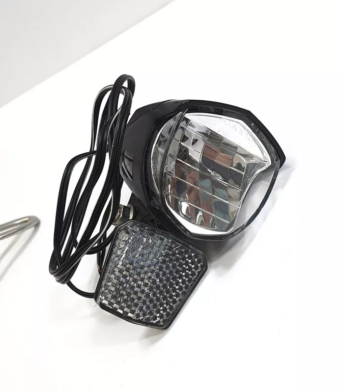 LAMPKA ROWEROWA PRZEDNIA JY-7060 DYNAMO